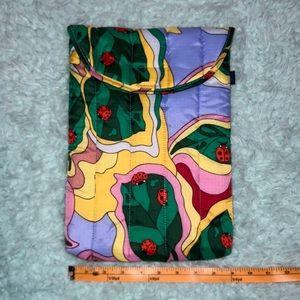 Baggu Puffy Laptop Sleeve